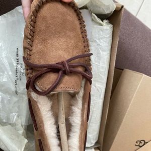 Ugg Dakota moccasins slippers chestnut